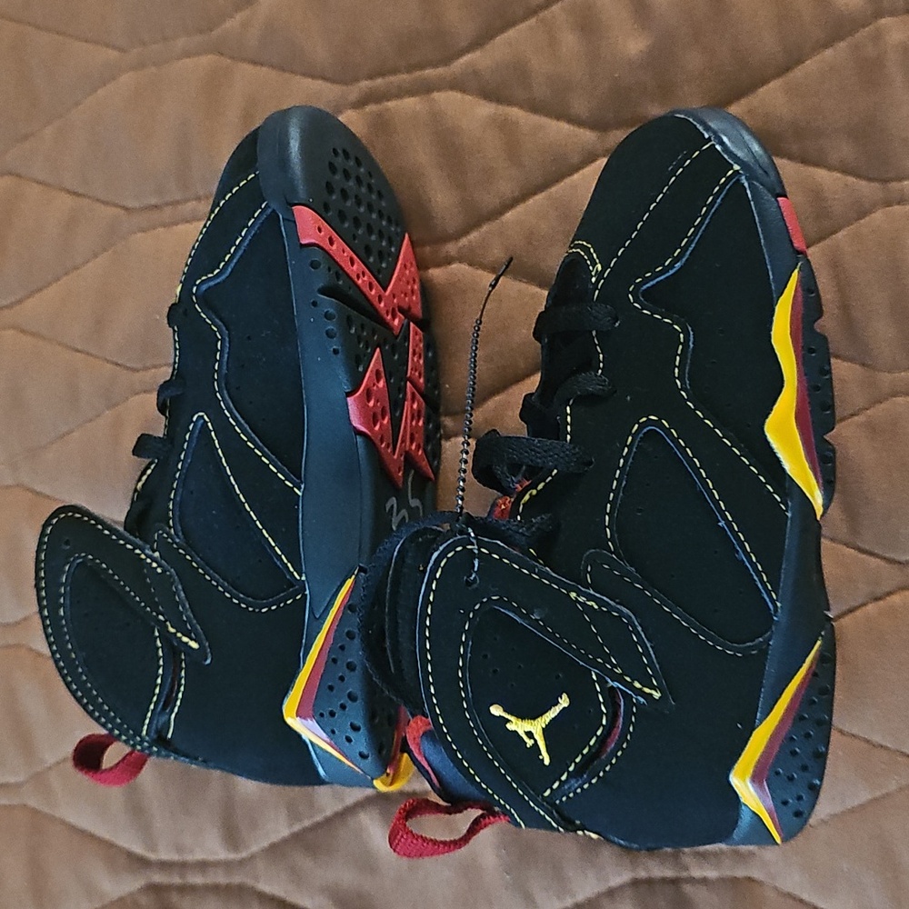 Jordan Retro 7’s “Citrus 2022” New Without Box